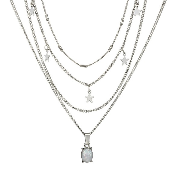 • Paige • Layered Stars Necklace - Picture 3 of 3